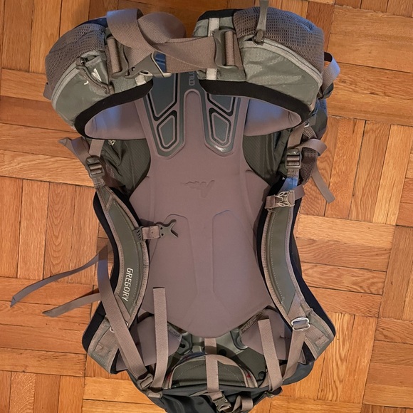 Gregory Baltoro 75L backpack frame olive/stone color - Picture 2 of 9